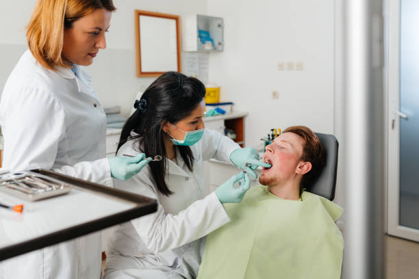 Best Emergency Root Canal Treatment in Bellwood, IL